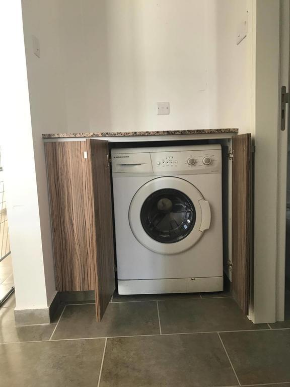 Dhekelia Diamond Apartment Larnaca Bagian luar foto